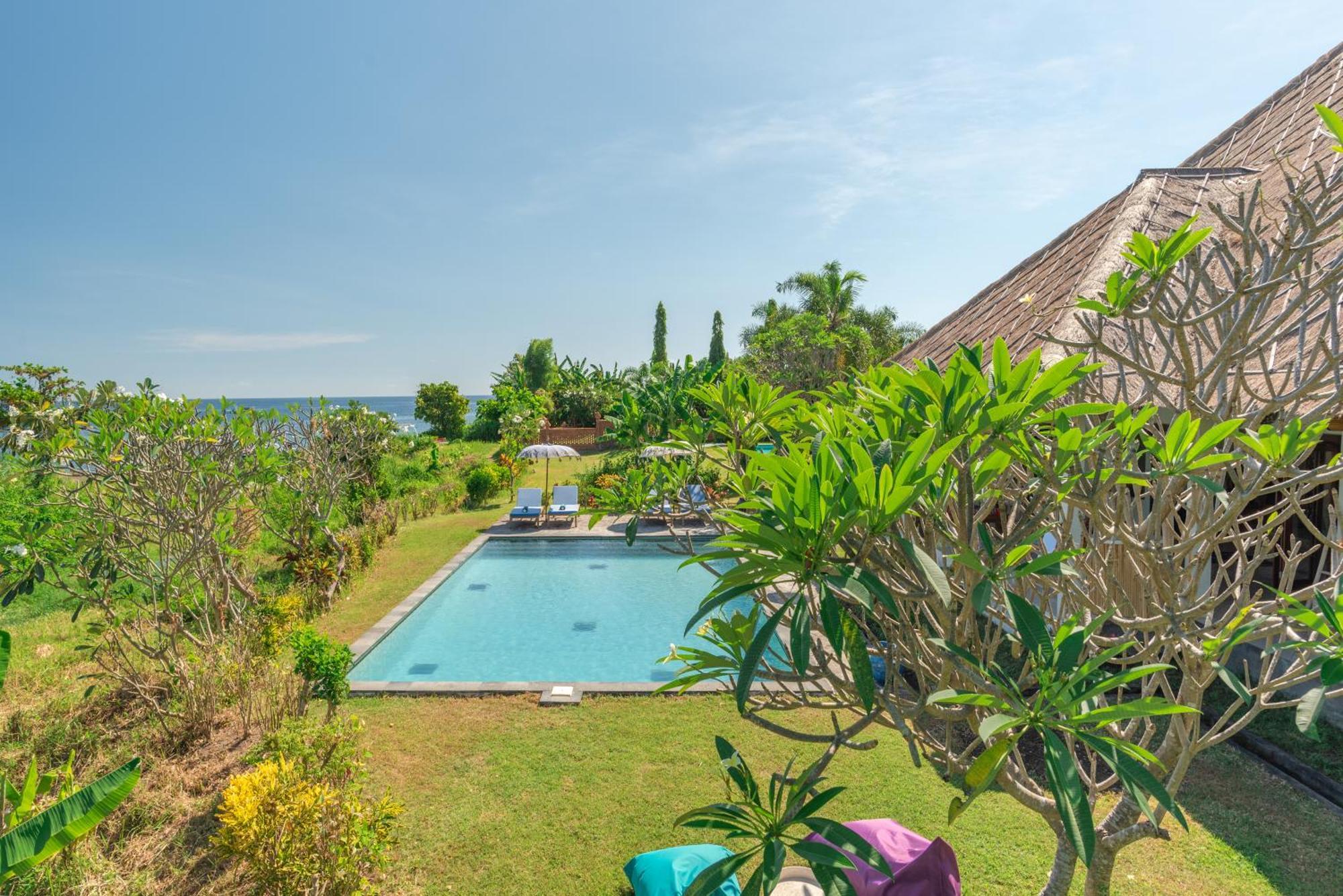 Absolute Beach Front Villa Umeanyar Buitenkant foto